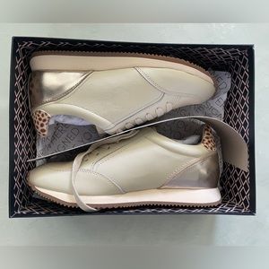 BRAND NEW IN BOX BIRDIES Roadrunner Sneaker in Terrain Leather
